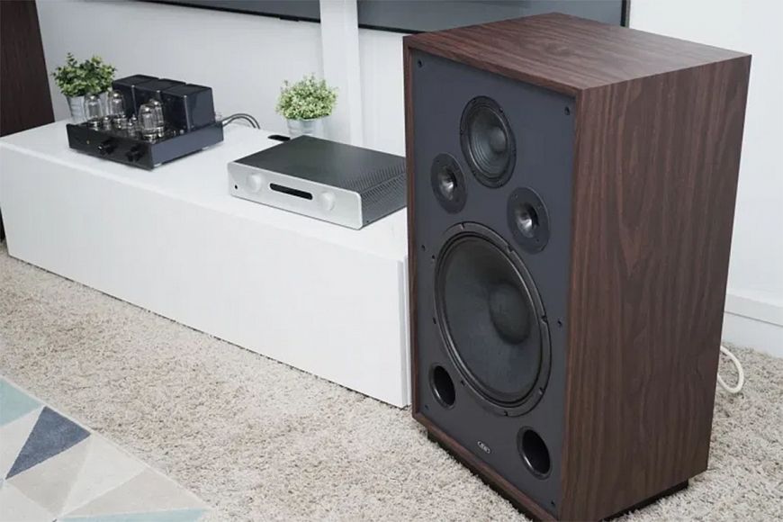 Eltax Monitor PWR 1959 - vintage design is on trend again Eltax Monitor PWR 1959 - vintage design is on trend again