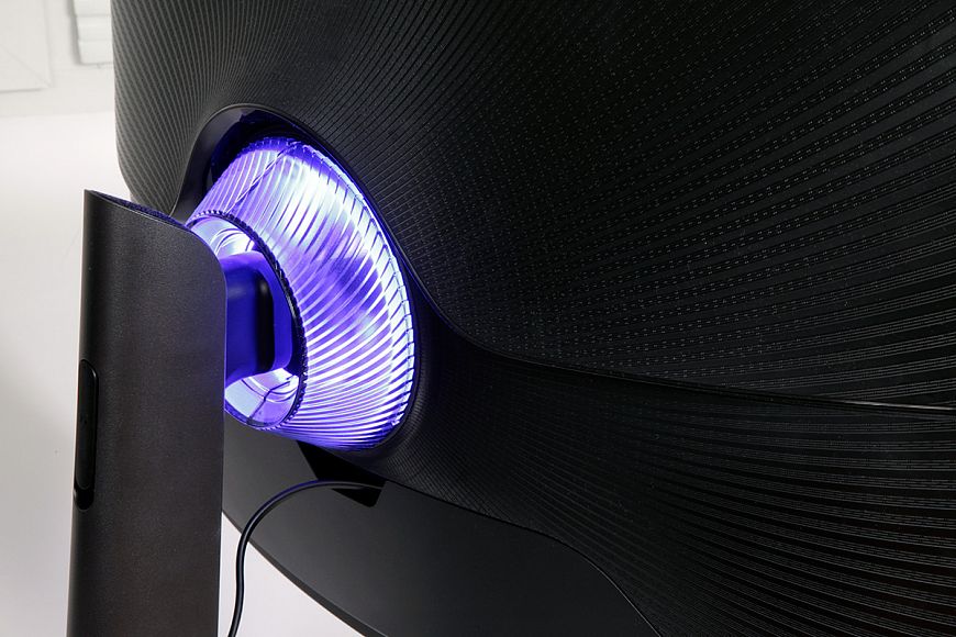 Samsung Odyssey G7 QLED Gaming Monitor