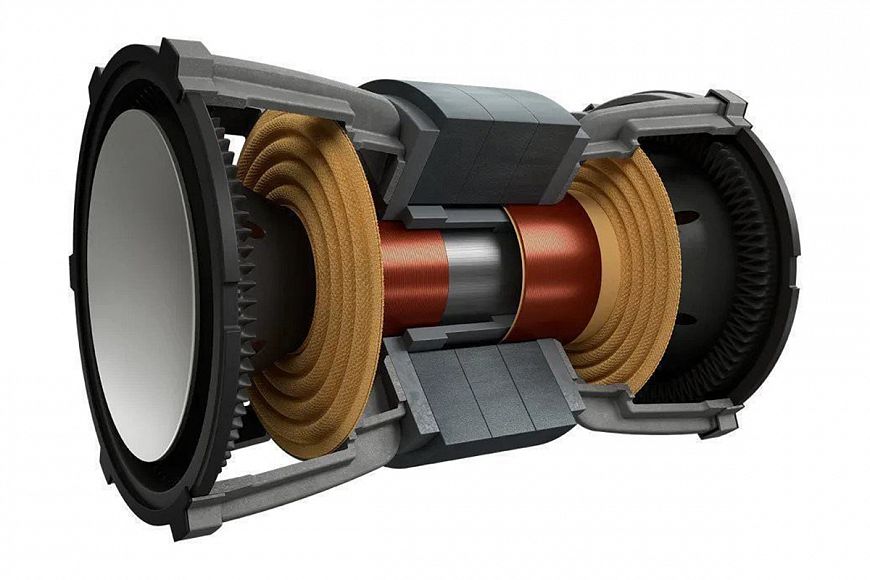 KEF KC62 - compact subwoofer with dual radiator Uni-Core KEF KC62 - compact subwoofer with dual radiator Uni-Core