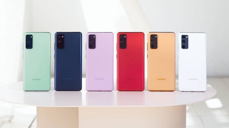 Samsung Galaxy S21 FE smartphone