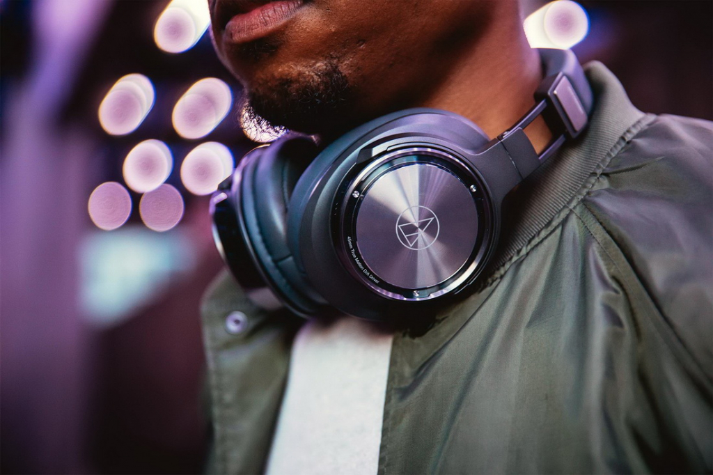 Audio-Technica-ATH-DSR9BT-013.jpg