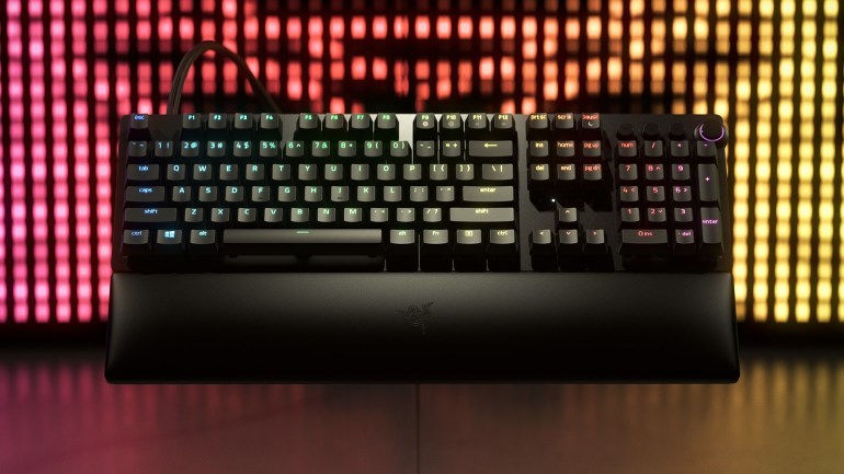 Razer Introduces Huntsman V2 Analog Keyboard with Analog Optical Switches with Two-Stage Fine Adjustment