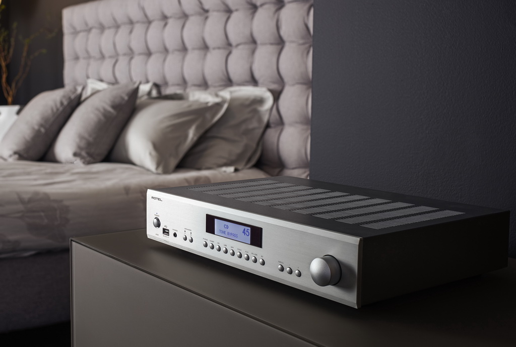 Rotel_Bedroom_A14.jpg Rotel_Bedroom_A14.jpg