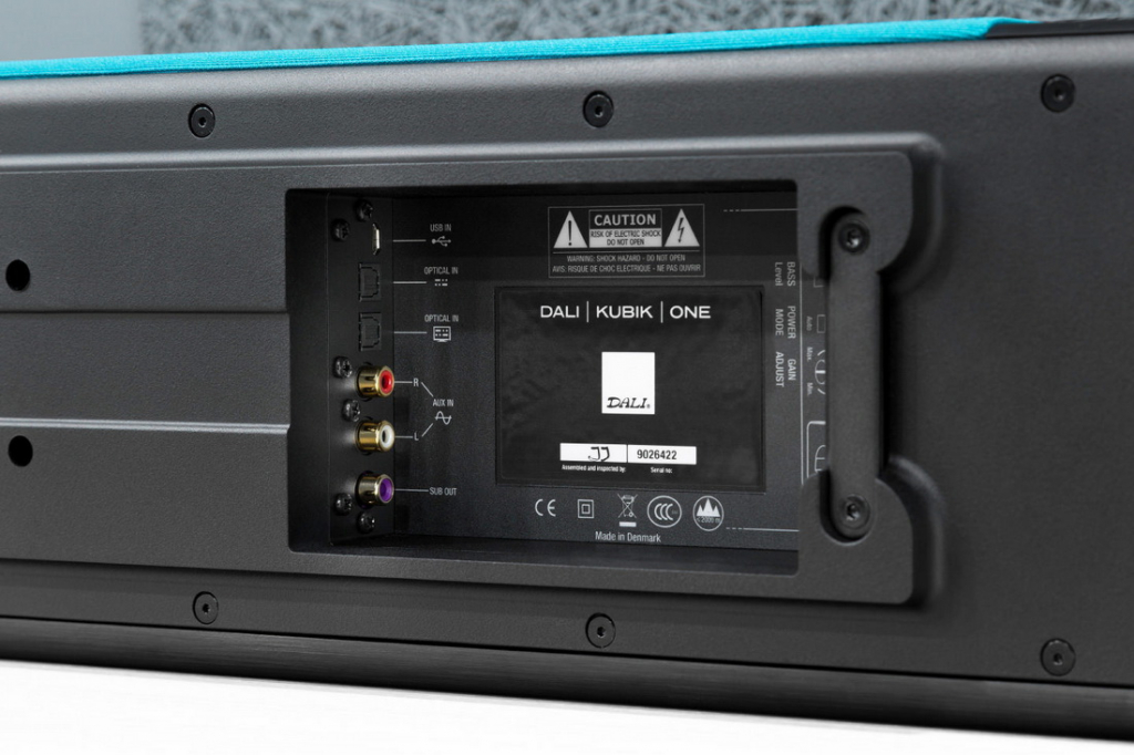 KUBIK-ONE-petrol-blue-dining-table 1.jpg KUBIK-ONE-petrol-blue-dining-table 1.jpg