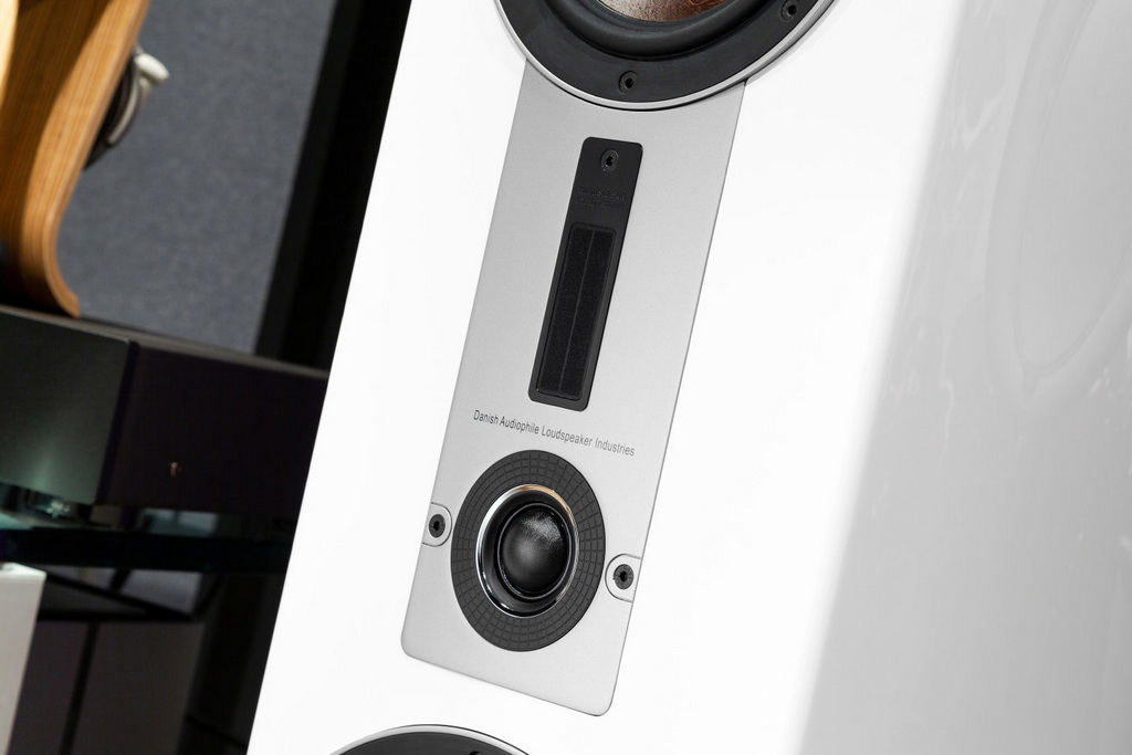 opticon 8 2.jpg opticon 8 2.jpg