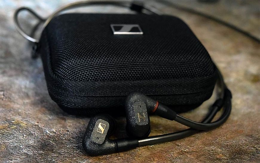 Sennheiser IE 300 in-ear wired headphones