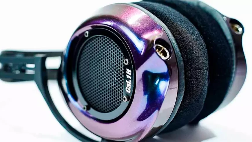 On-ear headphones Altiat CAL.1H Mystique Edition