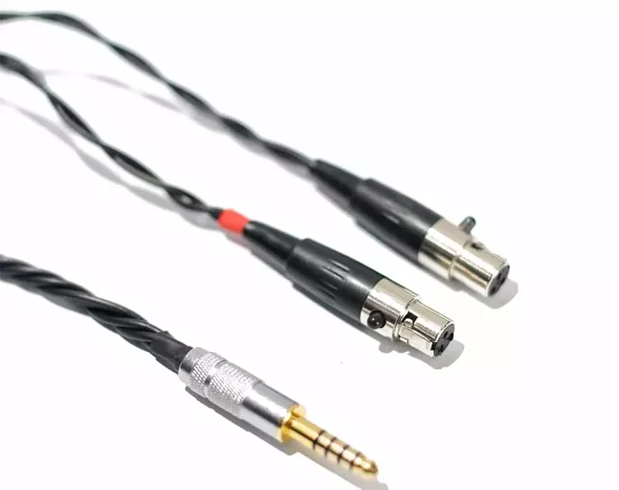 On-ear headphones Altiat CAL.1H Mystique Edition