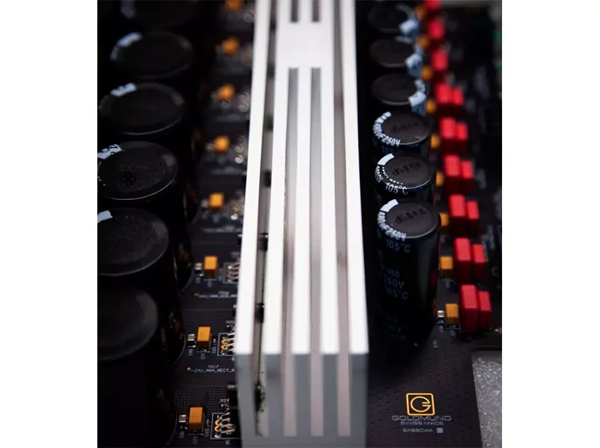   Goldmund Mimesis Reference Preamplifier