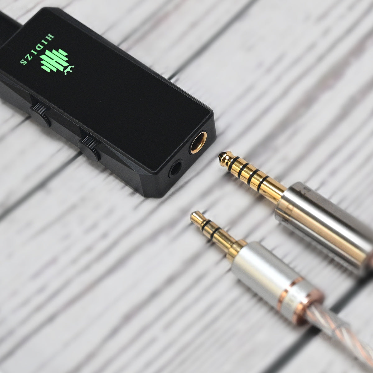 Hidizs_S9_Pro_Plus_Martha_HiFi_Balanced_Dongle_DAC-5.jpg