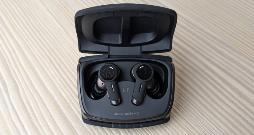 Audio-Technica ATH-TWX9: High-quality mids and a disinfecting case 12