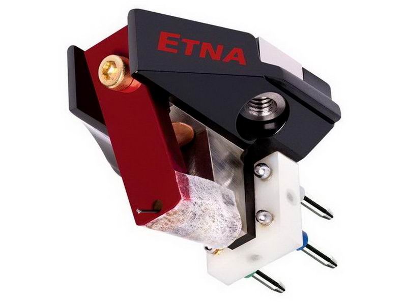 lyra-etna 0QQ.jpg