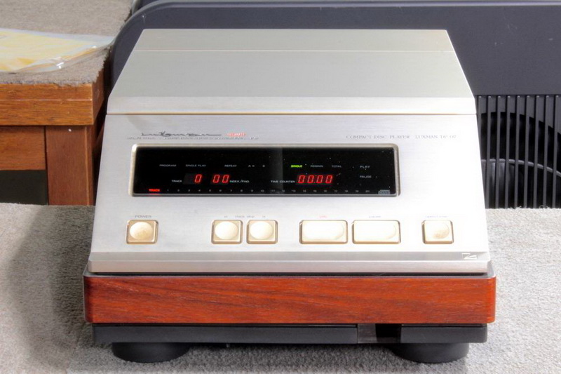luxman dp 07.jpg luxman dp 07.jpg
