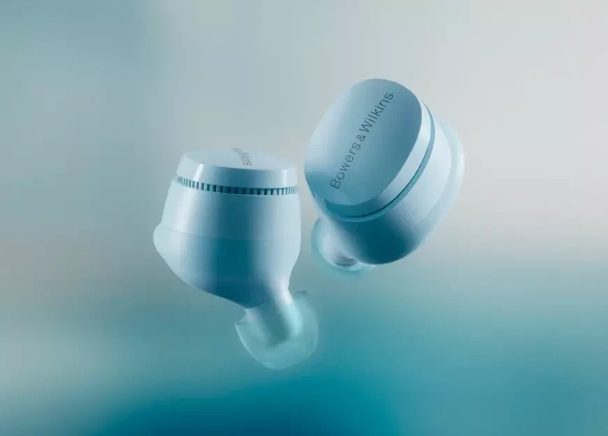 Bowers & Wilkins Pi6 TWS headphones