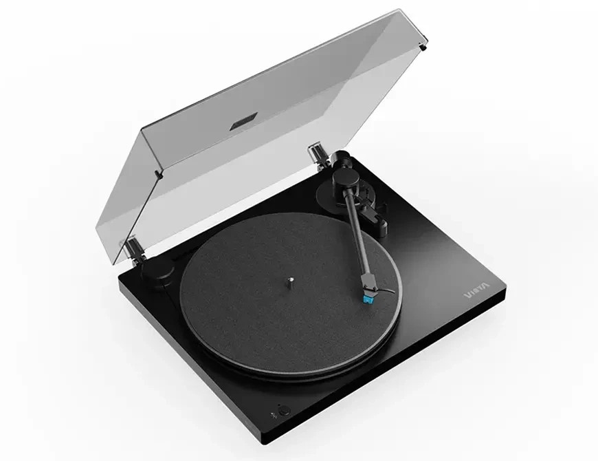 The Vieta G4000 turntable is factory-equipped with an Audio-Technica AT-VM95C moving magnet (MM) cartridge