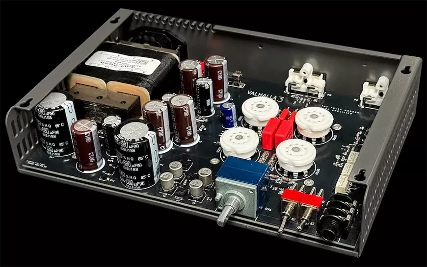 The Schiit Valhalla 3 amplifier features a load-impedance switch that allows the amplifier's output stages to seamlessly interact with a wide range of headphone impedances.