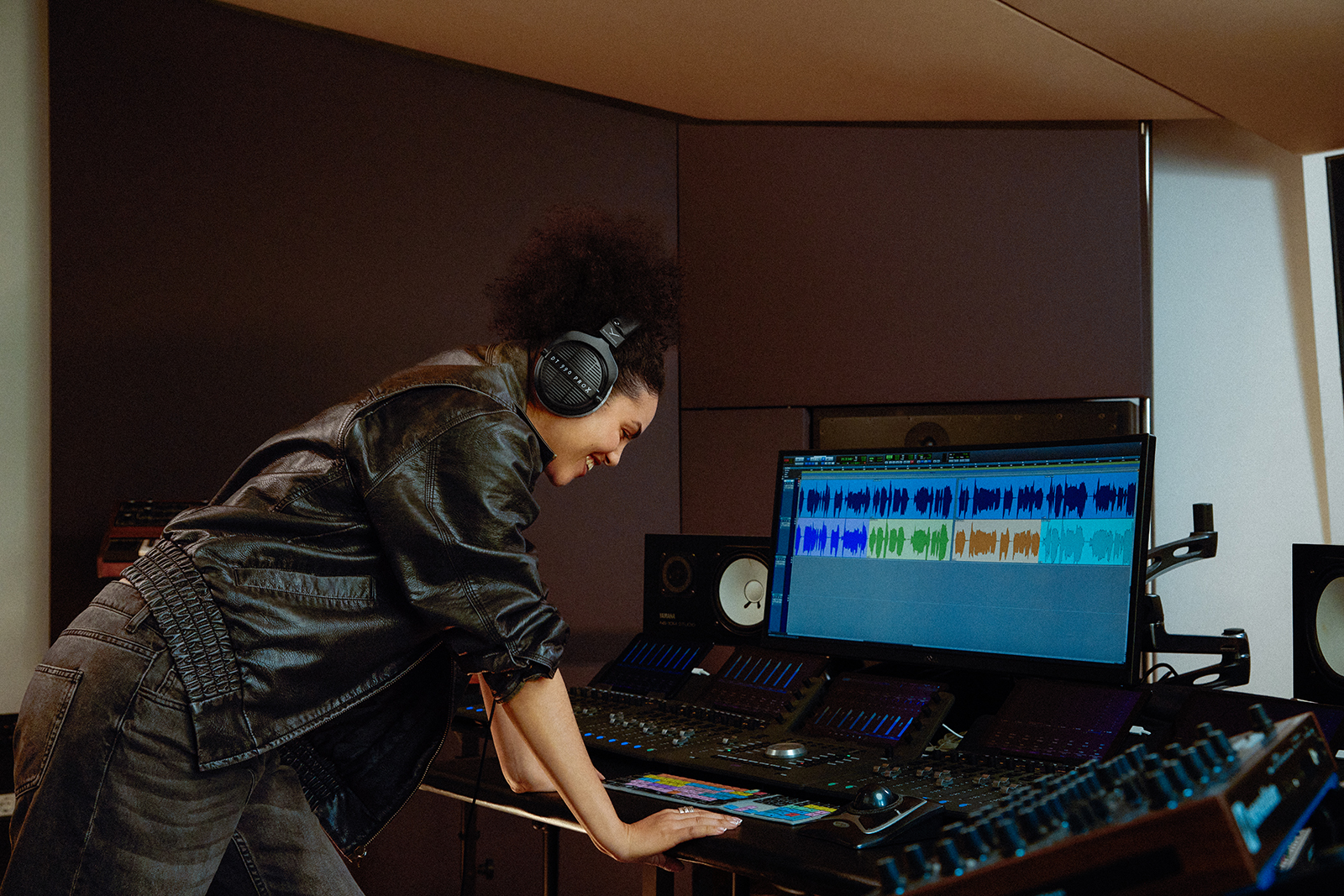 20250606144801 2025 06 06 BeyerdynamicDT 990 Pro