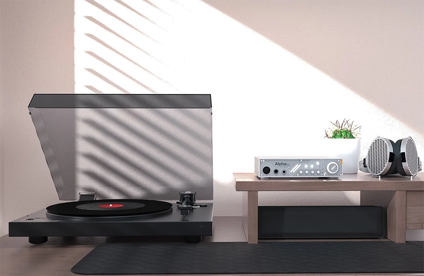 External DAC with headphone amplifier D&A Alpha Pro