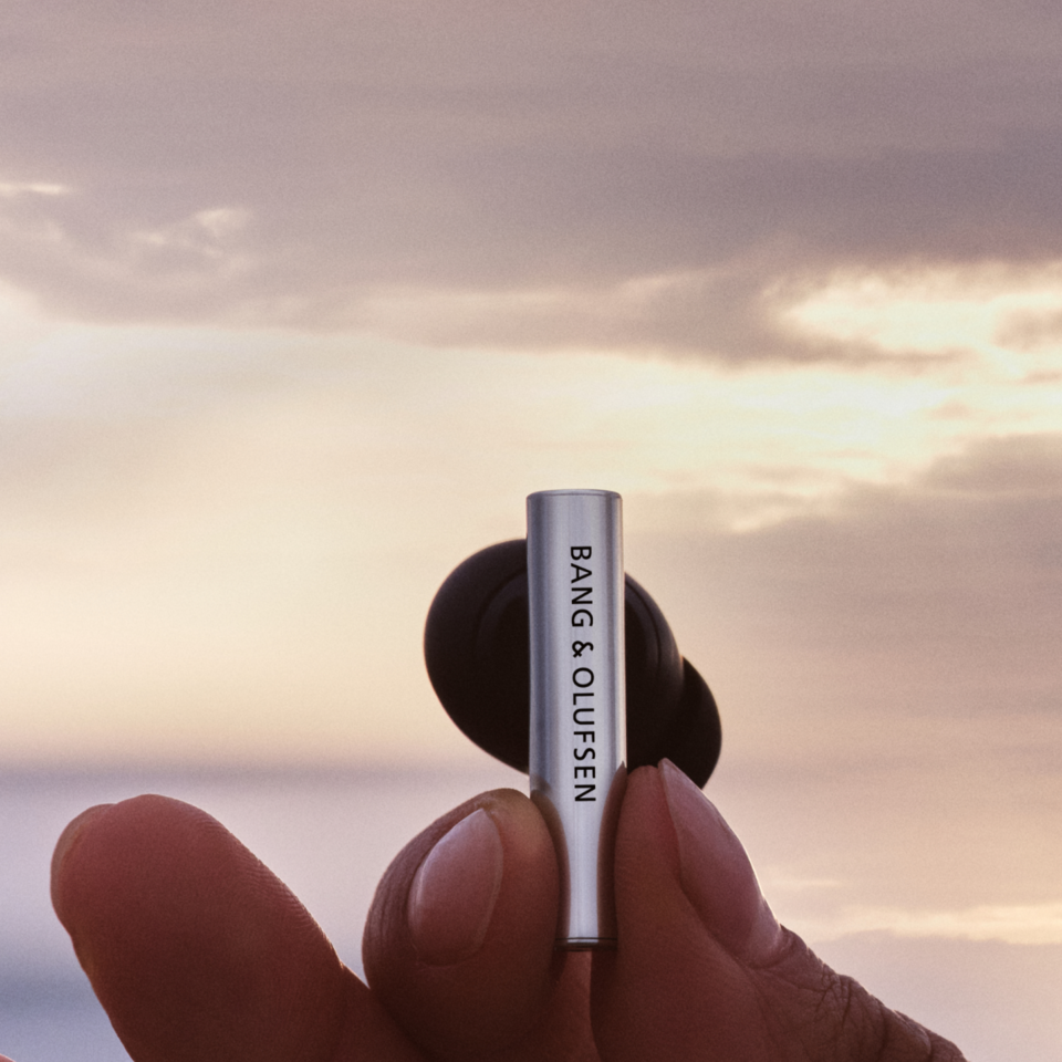 20250911175632 2025 09