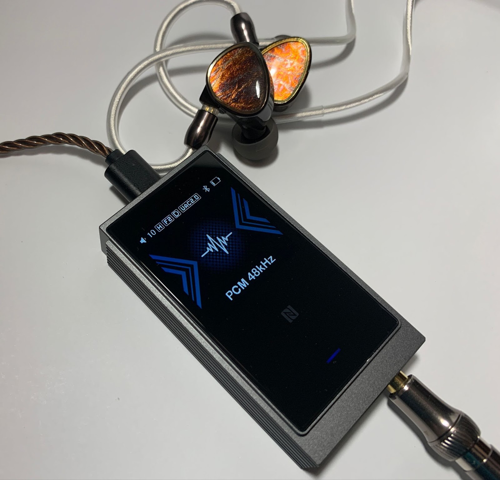 In the Shanling Tino + Shanling UP6 bundle , literally everything has changed - and, most pleasantly, in a noticeably better direction for me. 