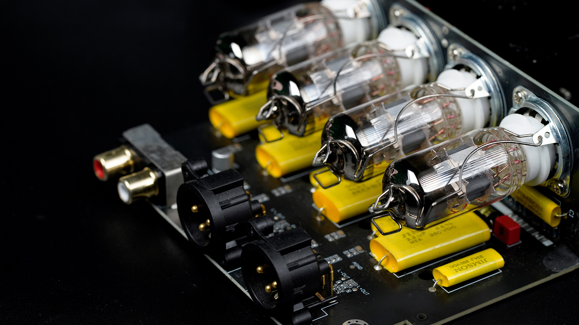 20251111175909 2025 11