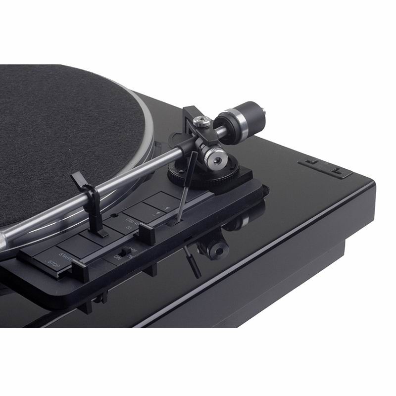 Classic Turntable Craftsmanship
