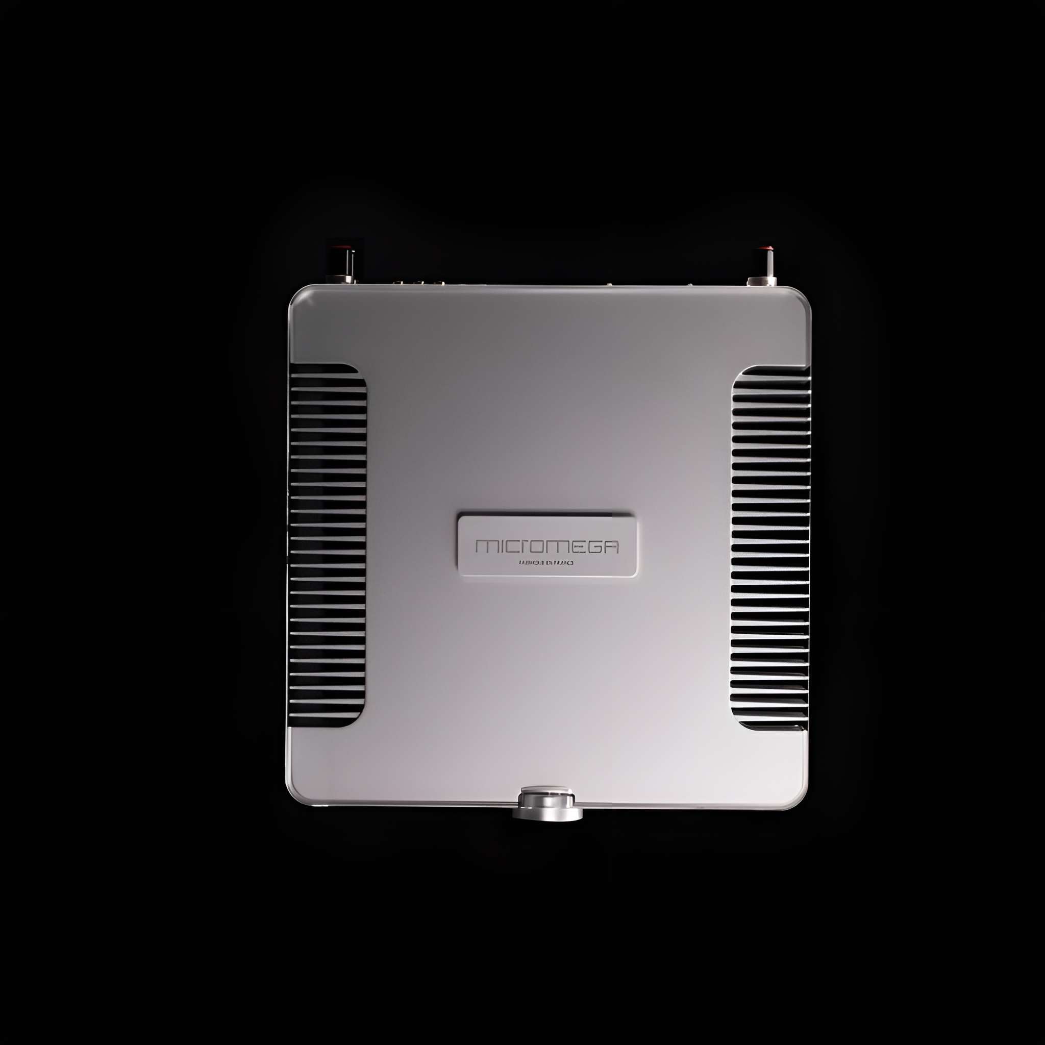 The transparent top panel is made of plexiglass. There is a headphone output on the front panel and a subwoofer output on the rear panel (with a cutoff frequency of 320 Hz).