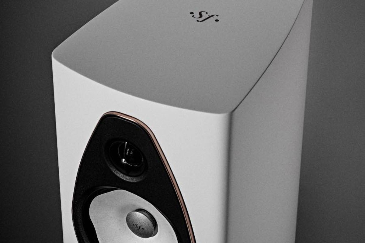 Technologically, the current generation benefits from developments that Sonus faber originally implemented for the Suprema reference system.