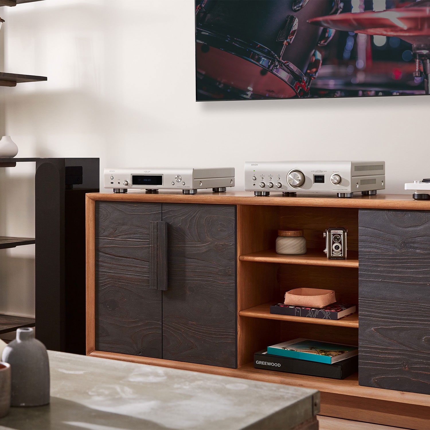 With the DNP-2000NE, you can move all the digital and wireless functions into one device that is extremely well shielded from noise from the digital circuits. 