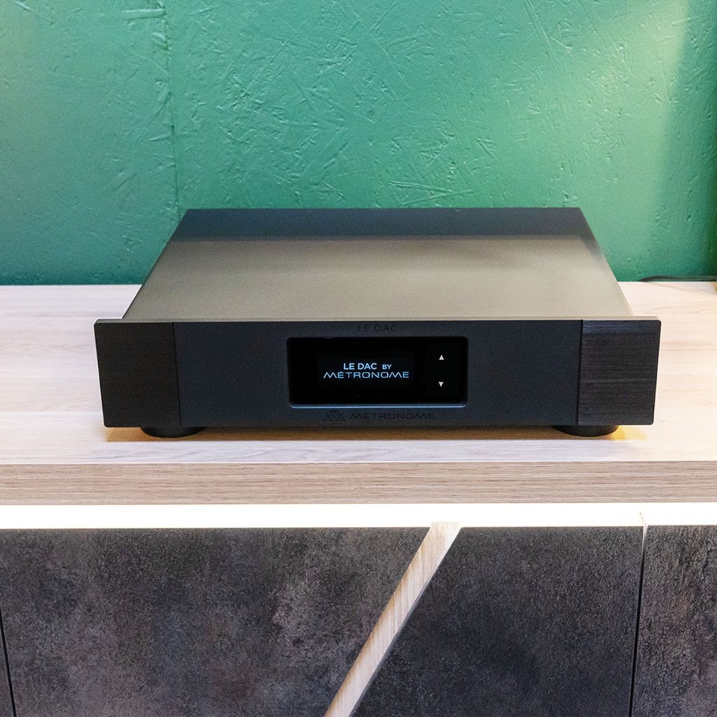 At the heart of the Métronome Le DAC 3 is a high-quality, top-of-the-line digital-to-analog converter (DAC), designed for wide dynamic range and low distortion. 