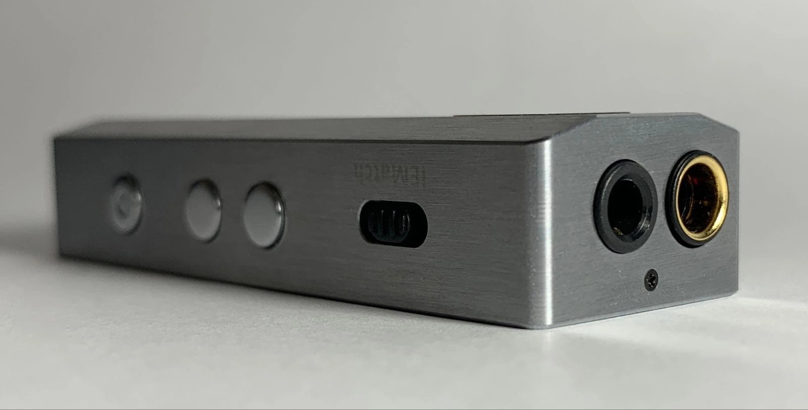 This is not just a portable DAC with an amplifier, but a real flagship among compact audio devices: seriously pumped up by the Japanese. 