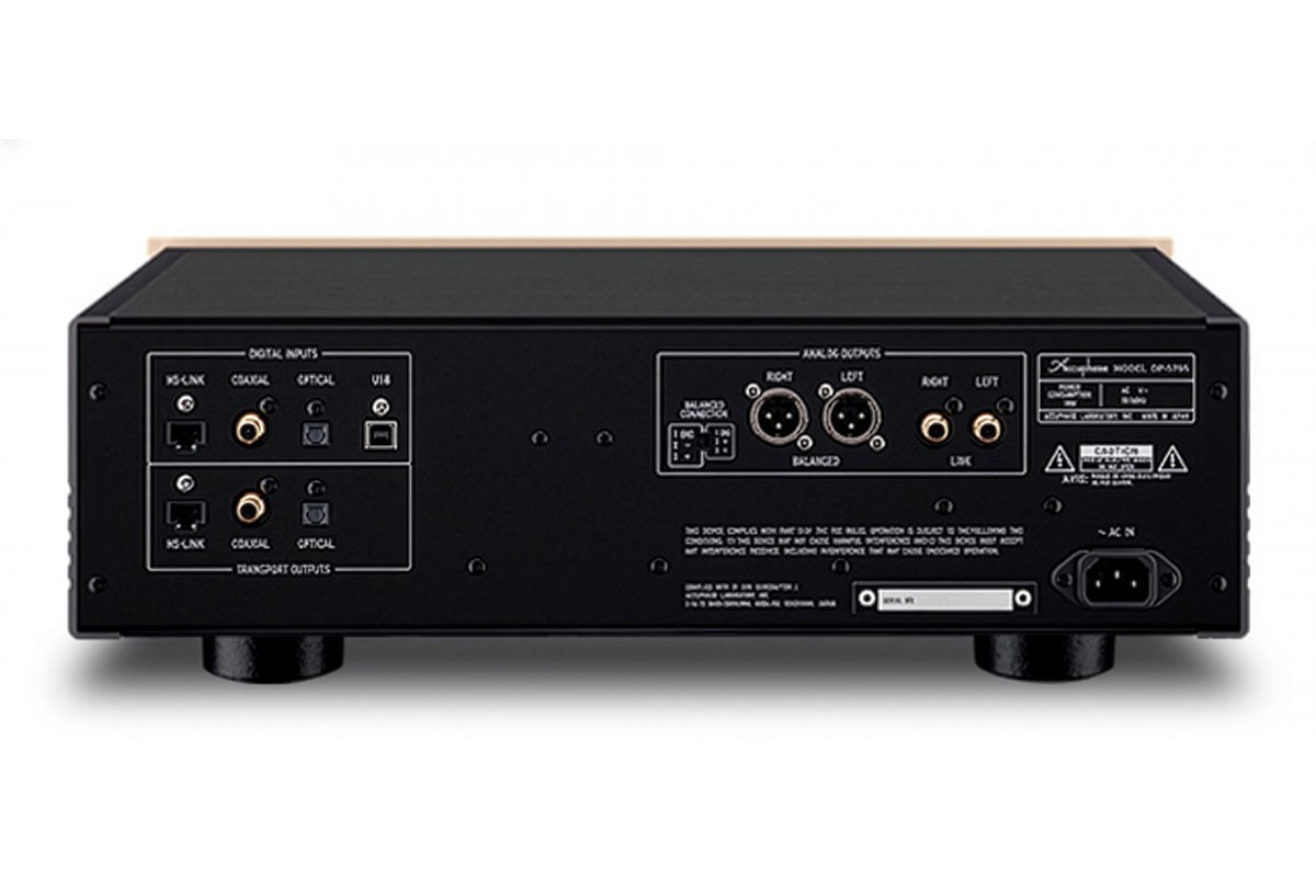 At the digital heart of the DP-570S lies an MDS+ digital-to-analog converter, which operates four delta-sigma converters in parallel.