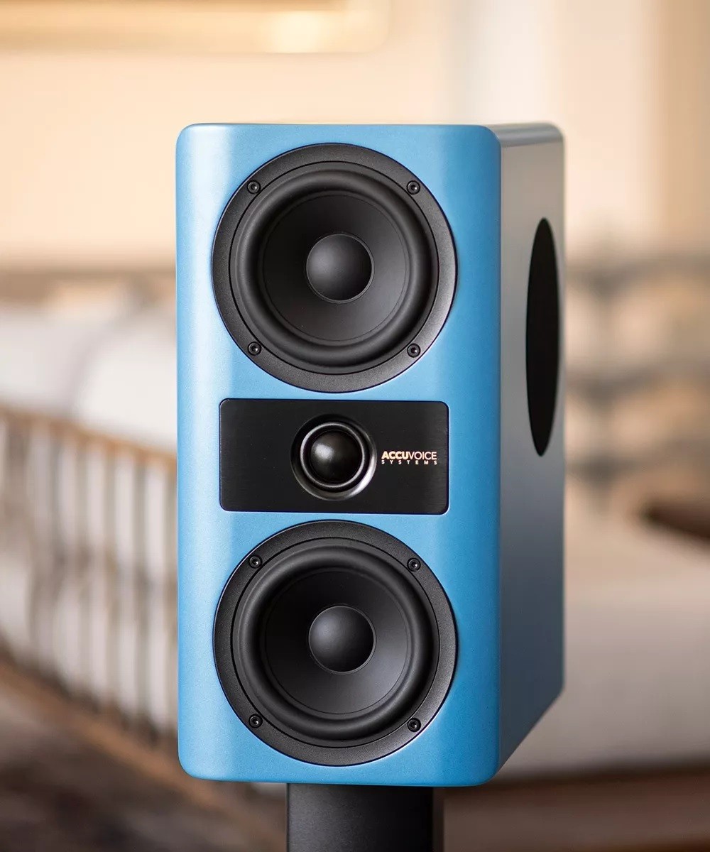 With the Stream S3, Accuvoice Systems invites music lovers to "Just Add Music"—enjoy minimalism—no cables, no clutter, just pure sound. 