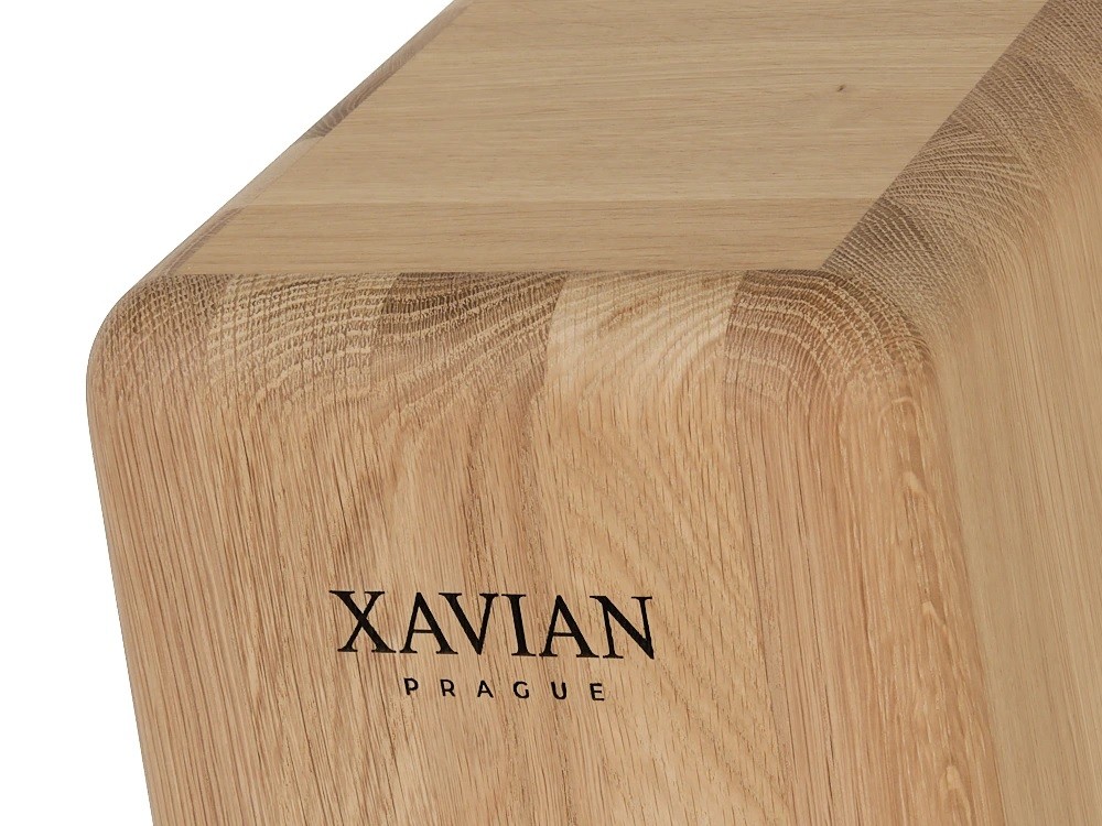 The Grande Unica is designed for normal rooms and regular listening. 