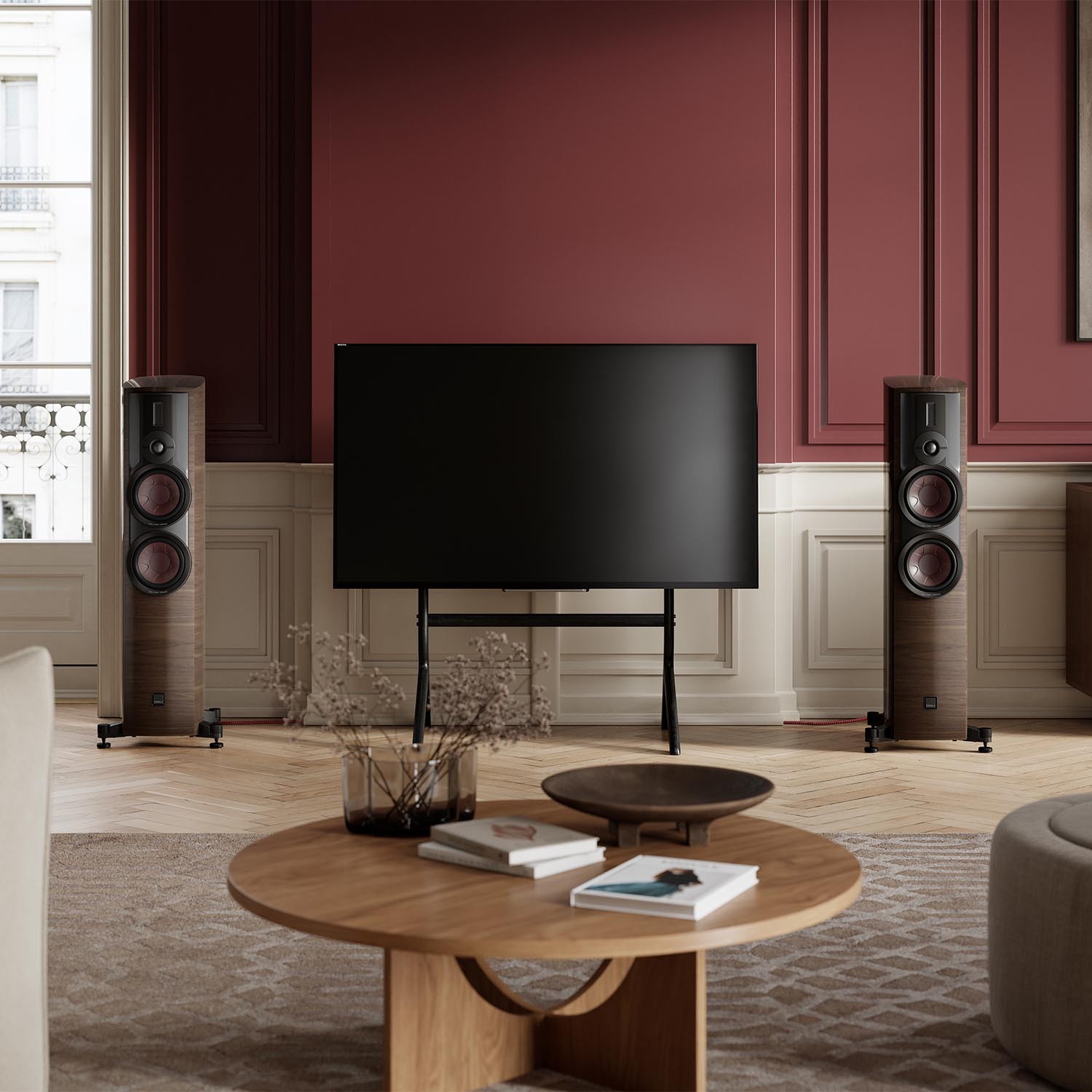 EPIKORE 7 can effortlessly reproduce any piece of music at any volume – from a delicate and quiet solo violin to a thunderous stadium concert.