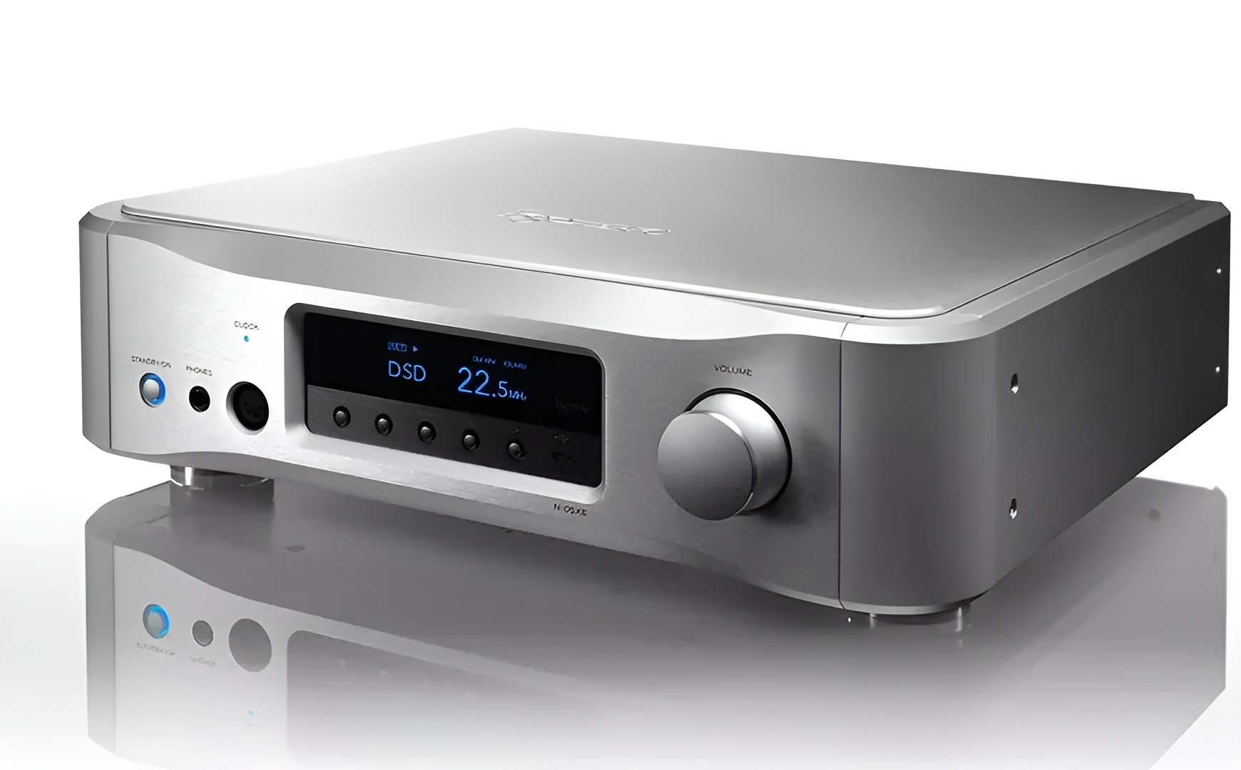 The N-05XE combines streaming, discrete DAC conversion, and a balanced preamp in a single precision-built chassis.