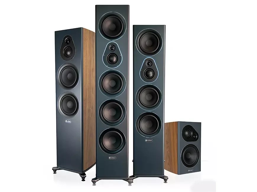 Developed in collaboration with industrial designer Adam Hobbs and acoustic engineer Dr. Martin Gosnell, the Richter S7SE series of loudspeakers features a softer, more modern cabinet shape.