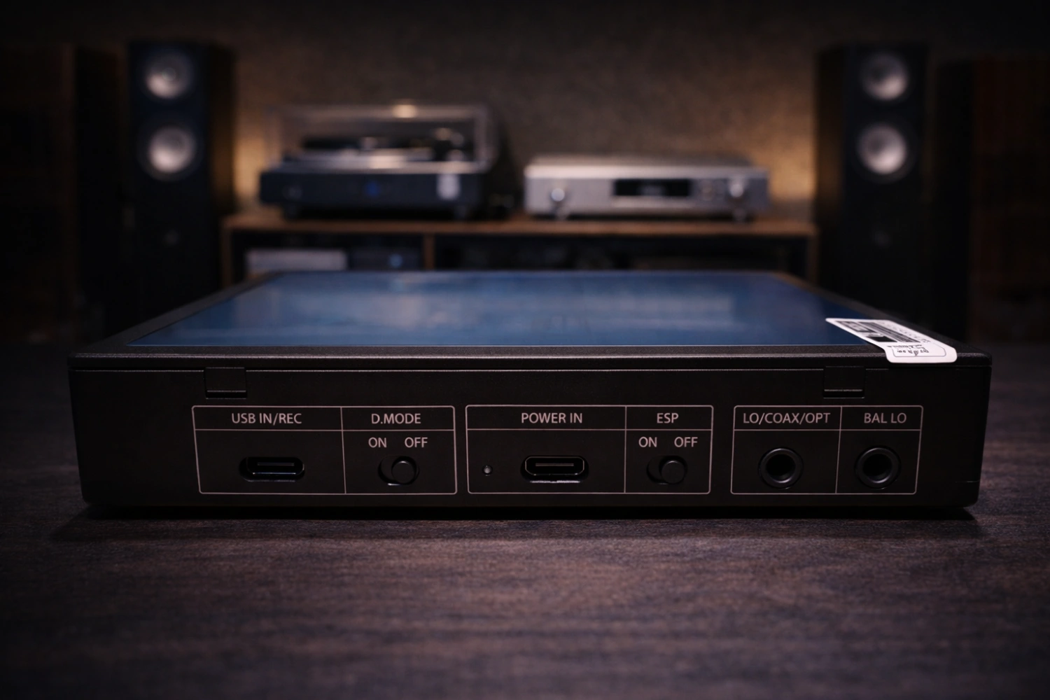 Retro design meets contemporary engineering in FiiO’s most ambitious portable CD player yet.