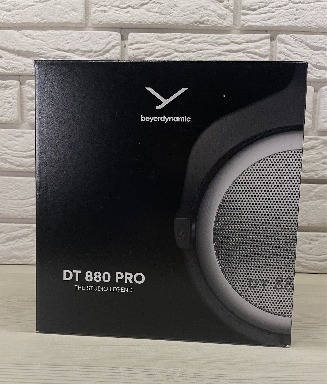 More than 400 highly qualified employees manufacture Beyerdynamic products by hand, which means that they are of exceptional quality.