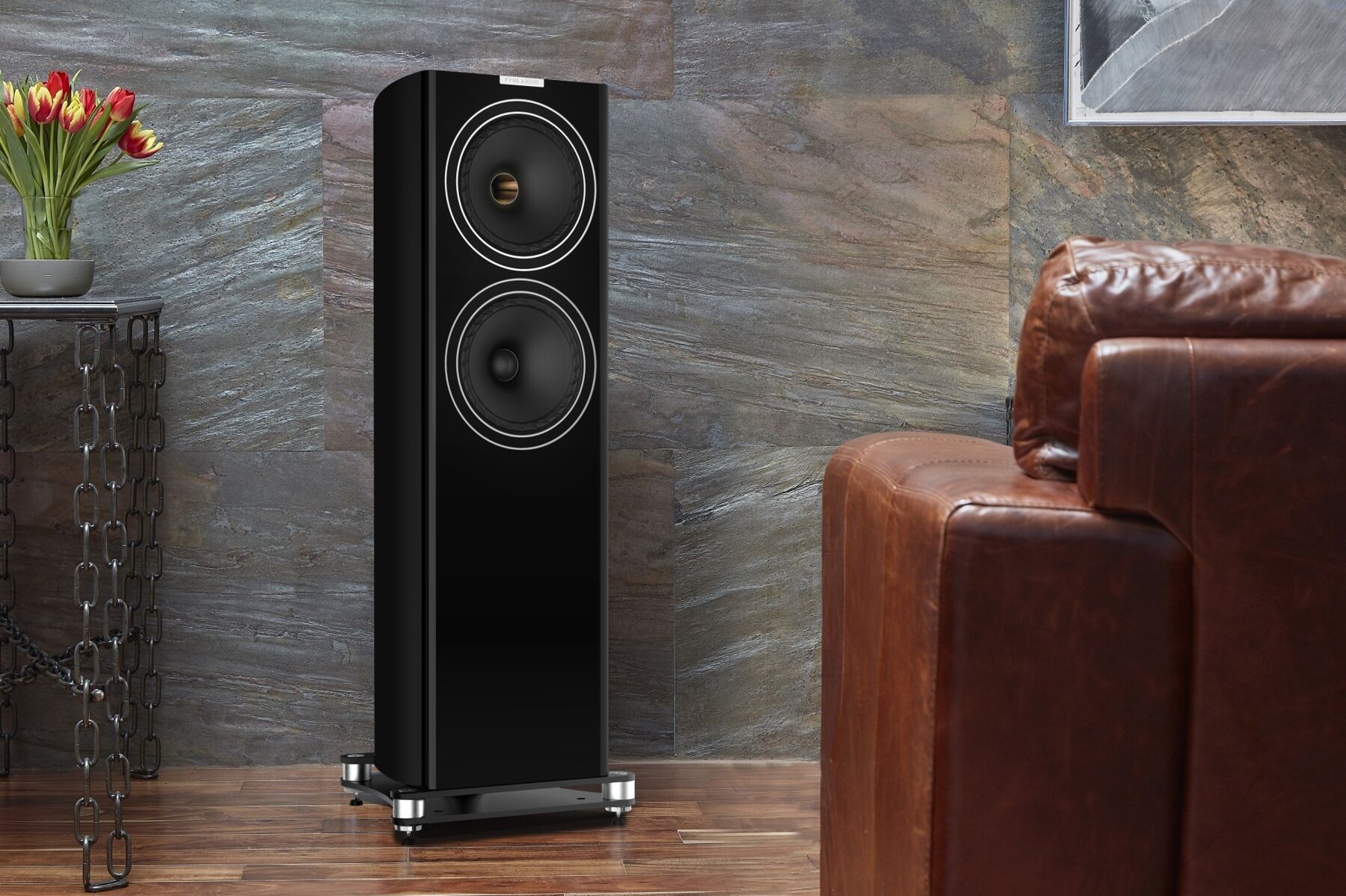 The elegant cabinet design of the Fyne Audio F700 Series combines high-density birch plywood construction with luxurious piano lacquer finishes.