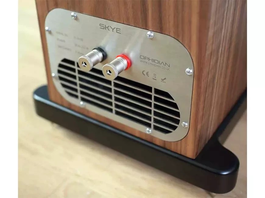 The Ophidian SKYE speakers have a frequency response of 30 Hz to 25 kHz (±3 dB), with a sensitivity of 90 dB at a nominal impedance of 4 ohms.