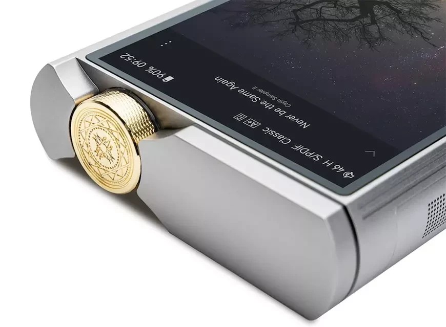 Triple Timbre in action: switching between tube and solid-state sound signatures