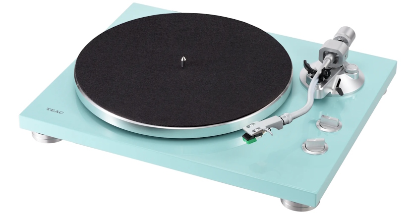 TEAC’s New Limited Edition Turntable Is Built to Stand Out 8 The Teac TN-400BTX in its new Turquoise Blue finish combines classic analog design with a bold, modern aesthetic.