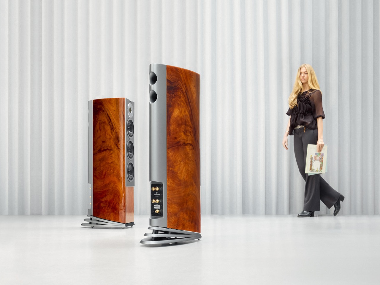 Audiovector R 5 Arreté: High-End Floorstanding Speaker With R10 Technology and AMT Tweeter 12 20260505204110 2026 05