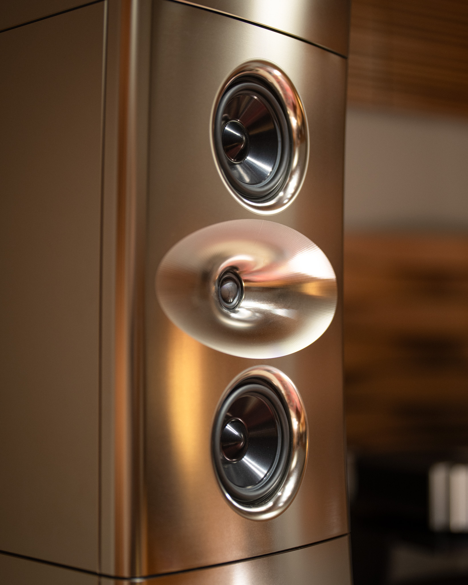 YG Acoustics Titan: The $1 Million Flagship Speaker Built for Ultimate Audiophile Perfection 11 20260507155227 2026 05