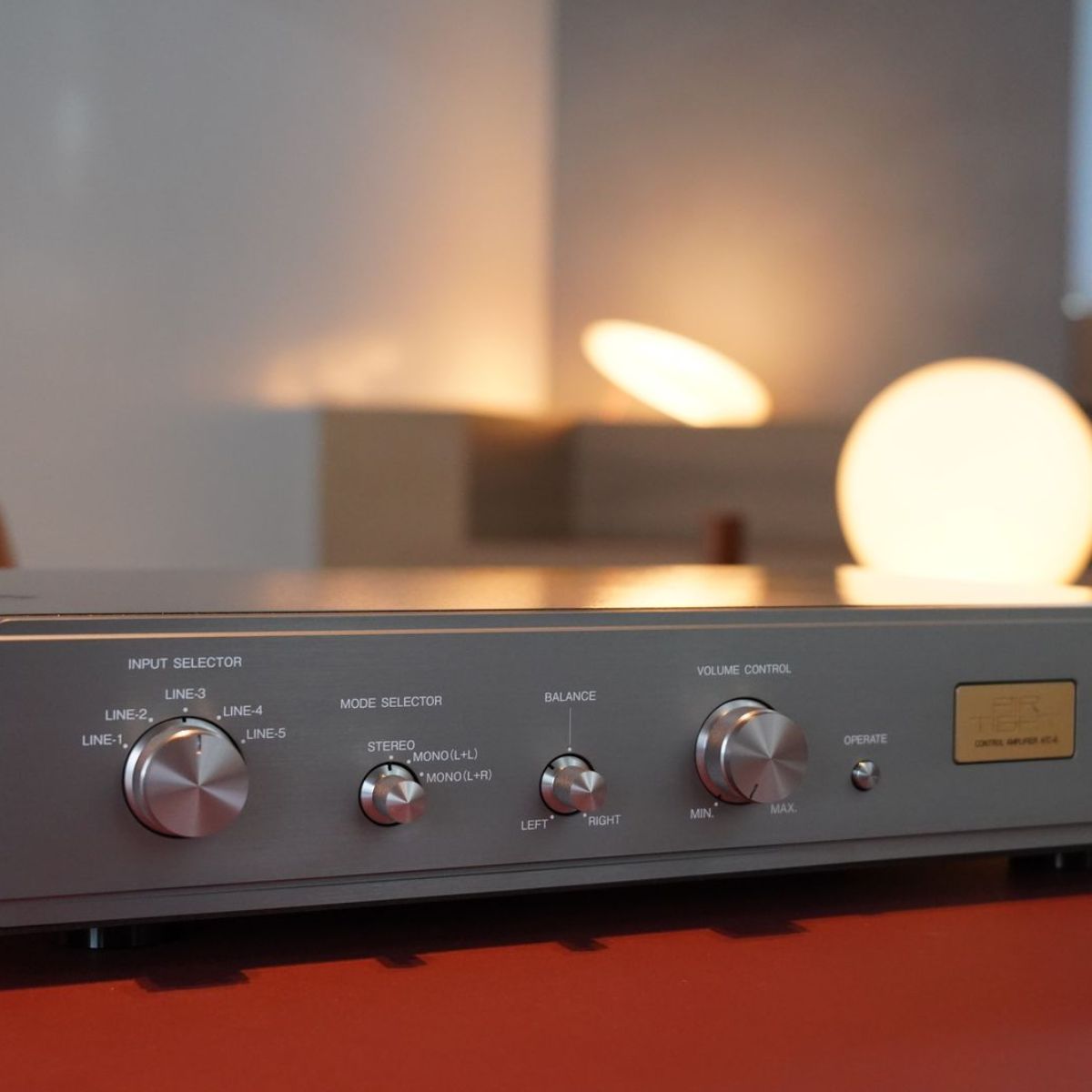 Air Tight ATC-6: Japanese Analog Purity, Premium Build, and Classic Tube Sound in One 8 Air Tight ATC-6 preamplifier showcasing its minimalist tube design and precision-built Japanese