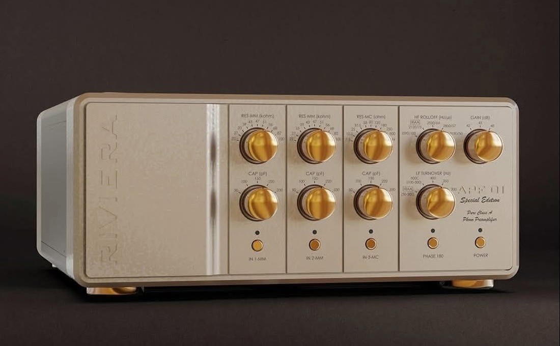 Riviera Audio Labs APF 01 SE: Adjustable Audiophile Phono Preamp 9 With three selectable inputs and a premium analog-focused design, the APF 01 SE appears aimed at demanding vinyl enthusiasts with multiple turntable setups.